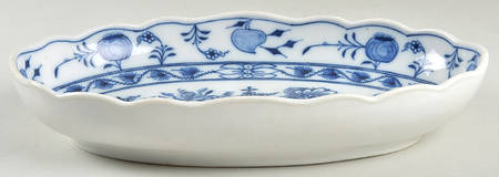Blue Onion (Oval Backstamp) 10" Oval Vegetable Bowl