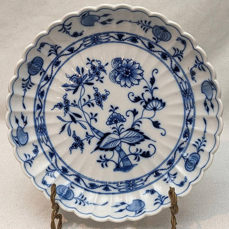 Blue Onion (Oval Backstamp) Cake Plate