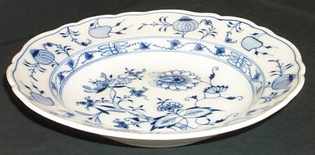 Blue Onion (Oval Backstamp) Large Rim Soup Bowl
