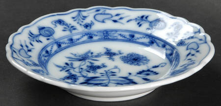 Blue Onion (Oval Backstamp) Rim Fruit/Dessert (Sauce) Bowl