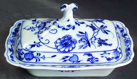 Blue Onion (Oval Backstamp) Butter Box & Lid