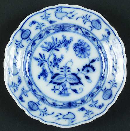 Blue Onion (Oval Backstamp) Bread & Butter Plate
