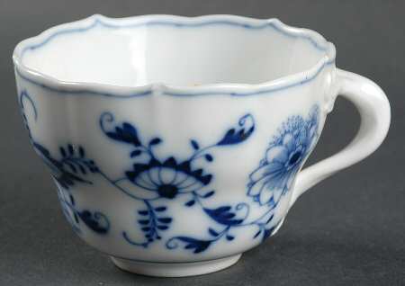 Blue Onion (Oval Backstamp) Flat Cup