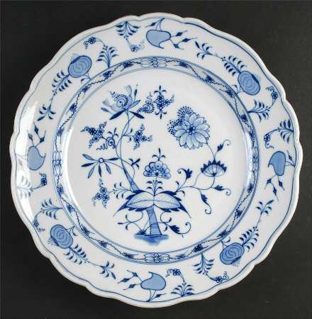 Blue Onion (Oval Backstamp) 13" Chop Plate (Round Platter)