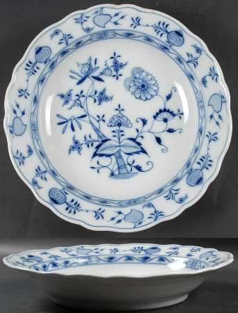 Blue Onion (Oval Backstamp) 12" Deep Round Platter