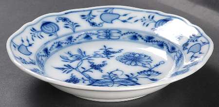 Blue Onion (Oval Backstamp) Rim Fruit/Dessert (Sauce) Bowl