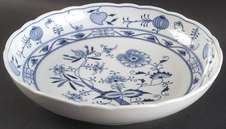 Blue Onion (Oval Backstamp) 11" Round Vegetable Bowl