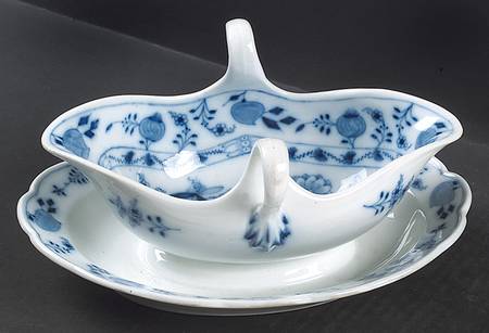 Blue Onion (Oval Backstamp) Gravy Boat with Attached Underplate