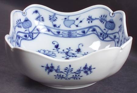 Blue Onion (Oval Backstamp) 8" Square Bowl