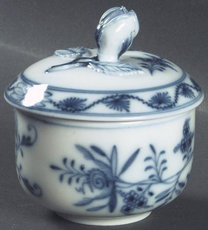 Blue Onion (Oval Backstamp) Mini Sugar Bowl & Lid