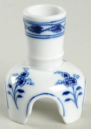 Blue Onion ("Sword" Backstamp) 2" Candlestick