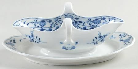 Blue Onion ("Sword" Backstamp) Gravy Boat with Attached Underplate