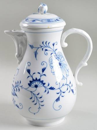 Blue Onion ("Sword" Backstamp) Coffee Pot & Lid