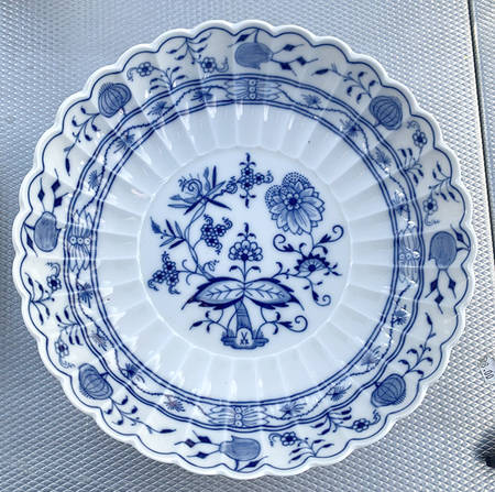 Blue Onion ("Sword" Backstamp) 9" Round Fluted Bowl