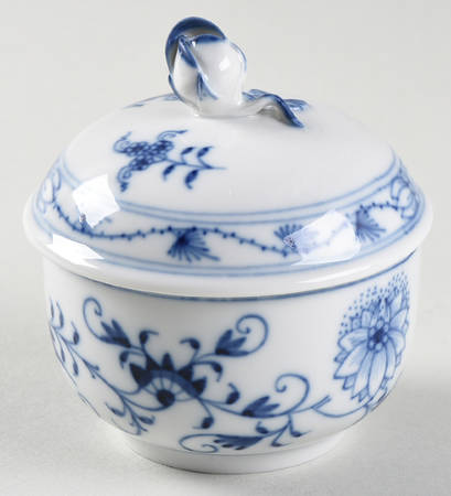 Blue Onion ("Sword" Backstamp) Mini Sugar Bowl & Lid