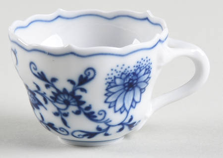 Blue Onion ("Sword" Backstamp) Miniature Cup Only