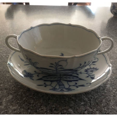 Blue Onion ("Sword" Backstamp) Flat Cream Soup Bowl & Saucer Set
