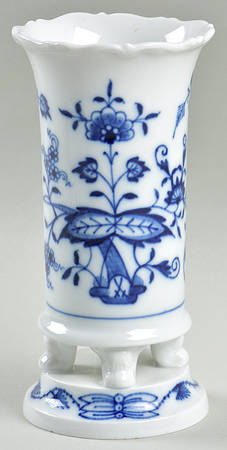 Blue Onion ("Sword" Backstamp) 5" Claw Footed Urn Vase