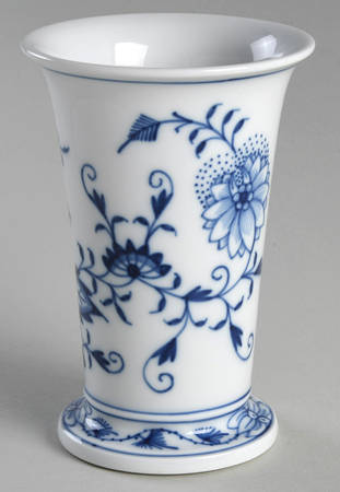 Blue Onion ("Sword" Backstamp) 5" Vase