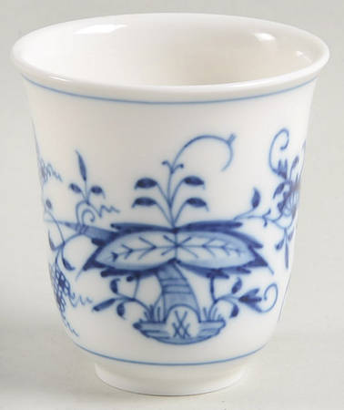 Blue Onion ("Sword" Backstamp) Sake Cup