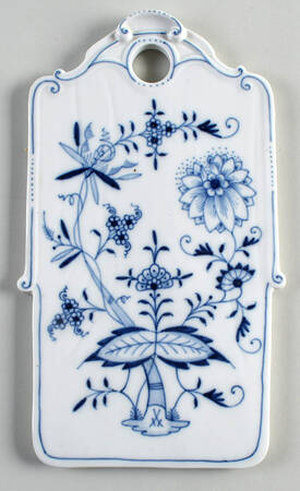 Blue Onion ("Sword" Backstamp) Cheese and Cracker Board