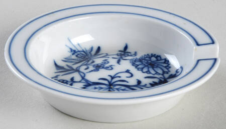 Blue Onion ("Sword" Backstamp) 3" Ashtray