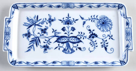 Blue Onion ("Sword" Backstamp) Large Sandwich Tray
