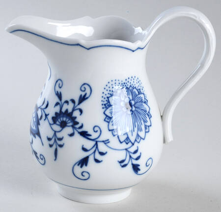 Blue Onion ("Sword" Backstamp) 12 Oz Milk Jug