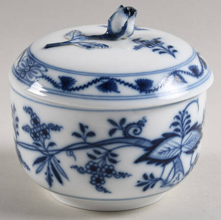 Blue Onion ("Sword" Backstamp) Sugar Bowl & Lid
