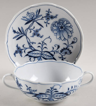 Blue Onion ("Sword" Backstamp) Flat Cream Soup & Saucer Set