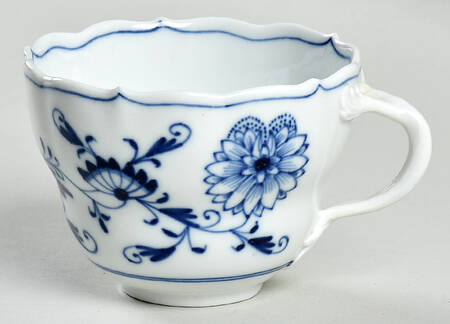 Blue Onion ("Sword" Backstamp) Flat Cup