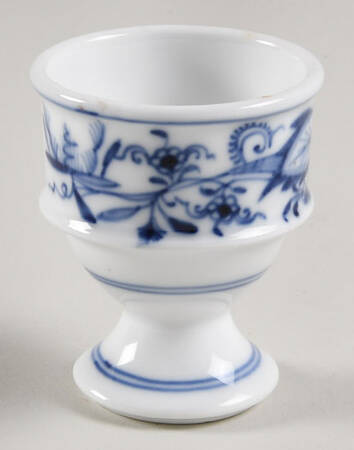 Blue Onion ("Sword" Backstamp) Single Egg Cup