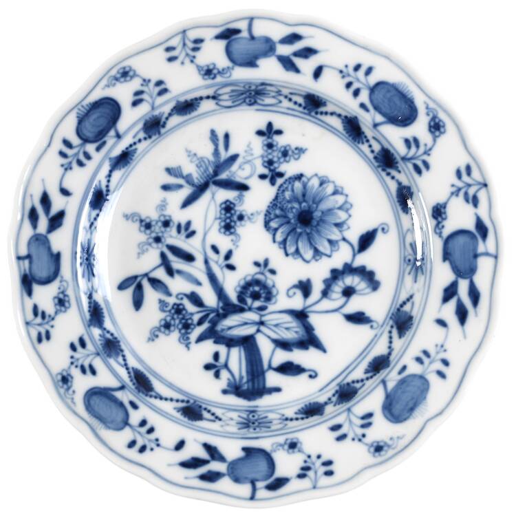 Blue Onion ("Sword" Backstamp) Dinner Plate