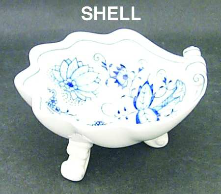 Blue Onion ("Sword" Backstamp) Salt Cellar