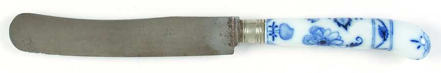 Blue Onion ("Sword" Backstamp) Large Dinner Knife