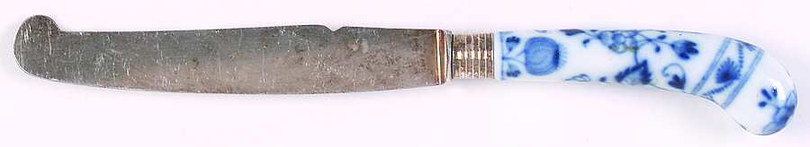 Blue Onion ("Sword" Backstamp) Hollow Handle Master Butter Knife