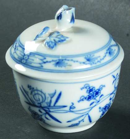 Blue Onion ("Sword" Backstamp) Individual Sugar Bowl & Lid