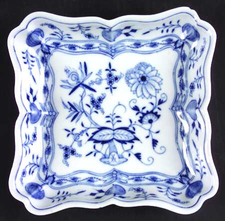 Blue Onion ("Sword" Backstamp) 8" Square Shallow Salad Serving Bowl