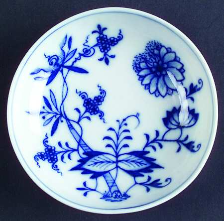 Blue Onion ("Sword" Backstamp) Butter Pat