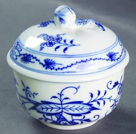Blue Onion ("Sword" Backstamp) Mini Sugar Bowl & Lid