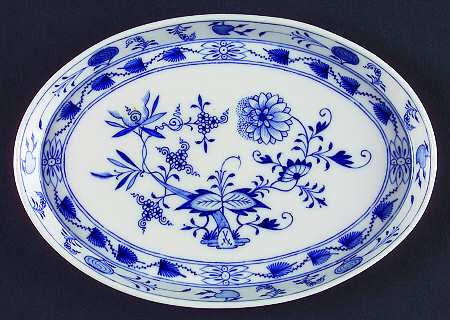 Blue Onion ("Sword" Backstamp) 6" Oval Tray