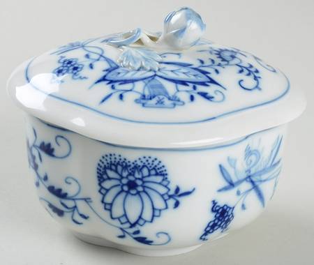 Blue Onion ("Sword" Backstamp) Sugar Bowl & Lid