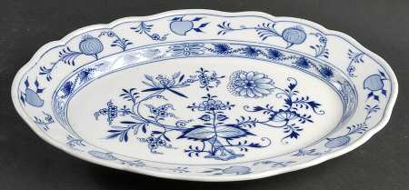 Blue Onion ("Sword" Backstamp) 14" Oval Serving Platter