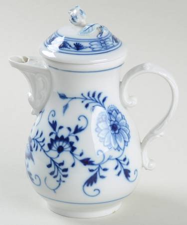 Blue Onion ("Sword" Backstamp) Individual Coffee Pot & Lid
