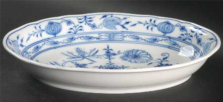 Blue Onion ("Sword" Backstamp) 9" Oval Vegetable Bowl