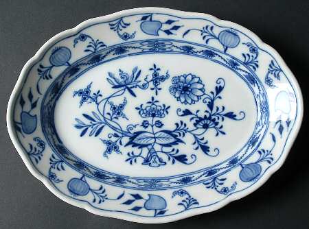 Blue Onion ("Sword" Backstamp) 11" Oval Serving Platter