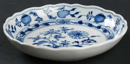 Blue Onion ("Sword" Backstamp) Coupe Soup Bowl