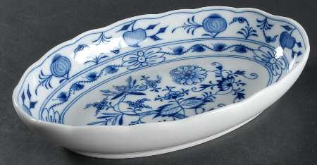 Blue Onion ("Sword" Backstamp) Relish
