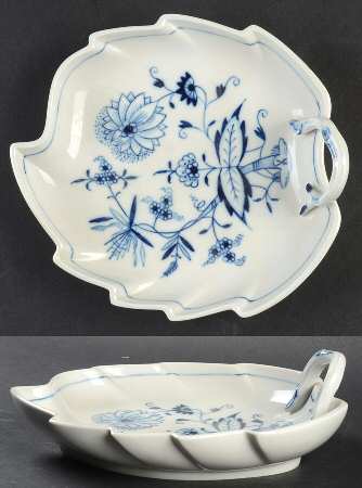 Blue Onion ("Sword" Backstamp) 7" Leaf Dish