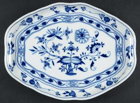 Blue Onion ("Sword" Backstamp) 11" Oblong Tray